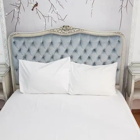 Charming In Pagkrati- Gtd95602