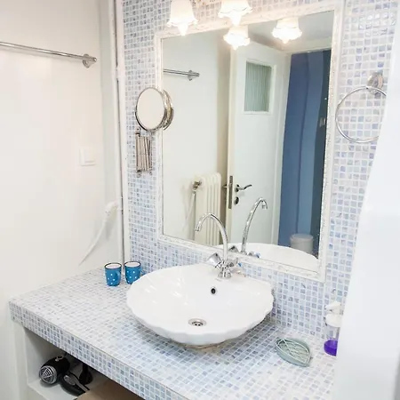 Apartment Charming In Pagkrati- Gtd95602 Athens