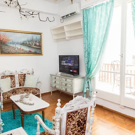 Apartment Charming In Pagkrati- Gtd95602 Athens